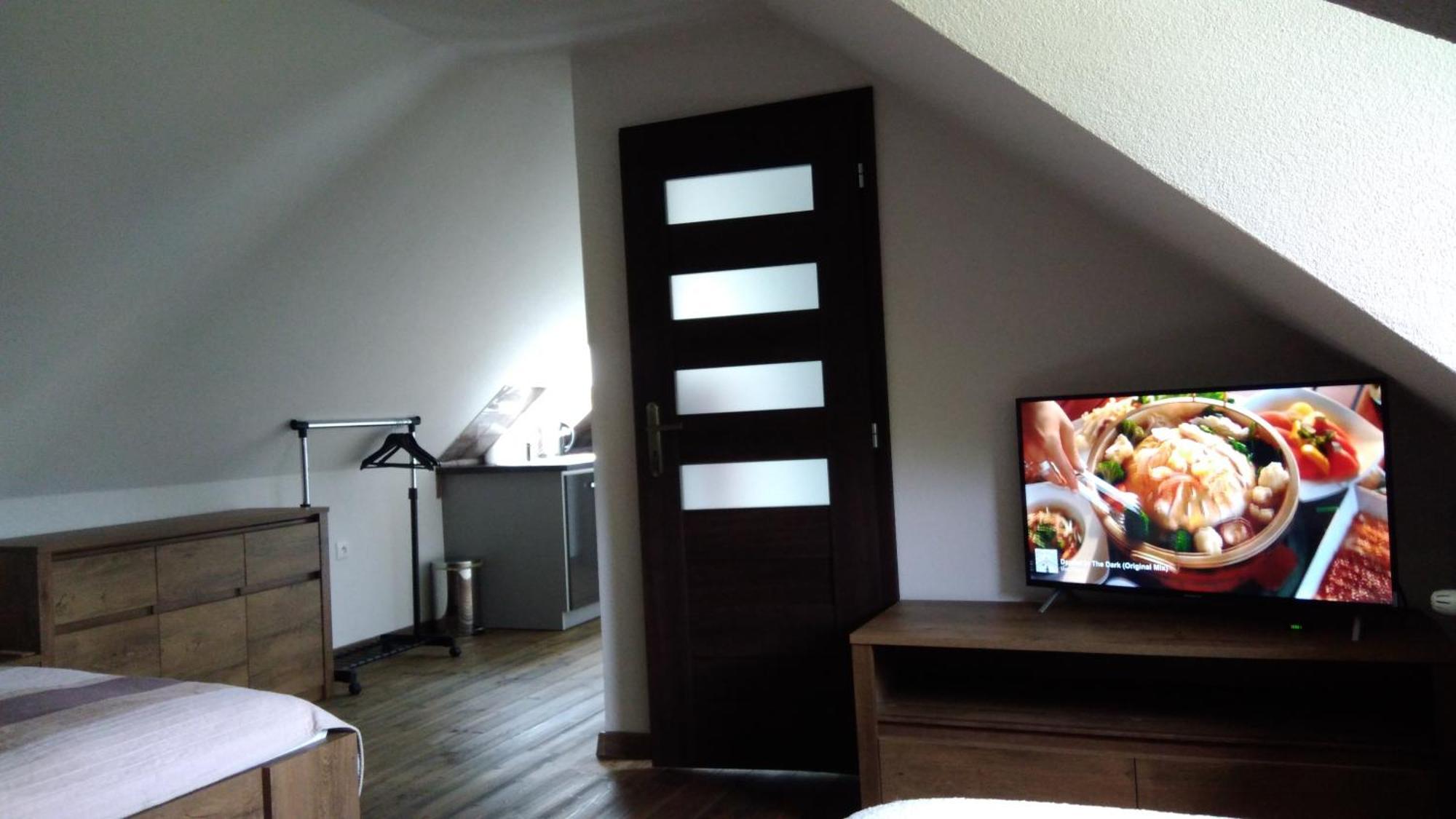 Apartman Route 18 Liptovský Mikuláš Dış mekan fotoğraf